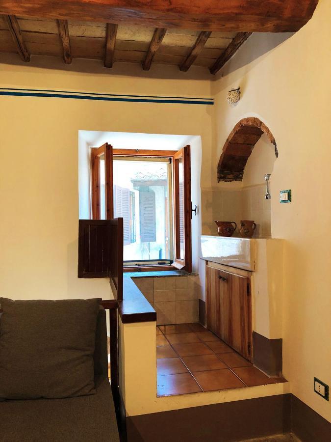 Le Casette Di Civitella- La Casa Di Rolando E Gina Apartman Civitella Del Lago Kültér fotó